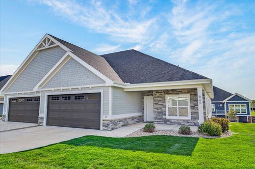 17-6706 Conservancy Plaza, Deforest, WI, 53532 | Card Image