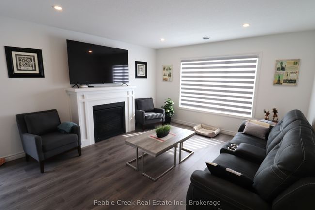 263 Lake Breeze Dr, House other with 2 bedrooms, 2 bathrooms and 2 parking in Goderich ON | Image 13
