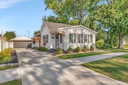 504 N Jefferson St, Streator, IL, 61364-2142 | Card Image