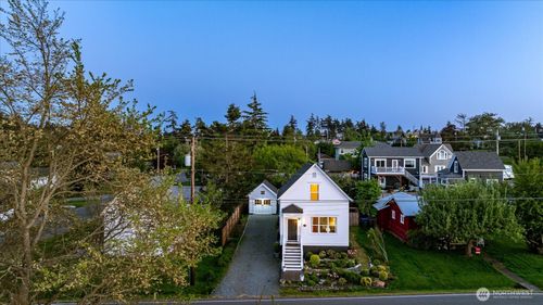 205 Ne 9th St, Coupeville, WA, 98239 | Card Image