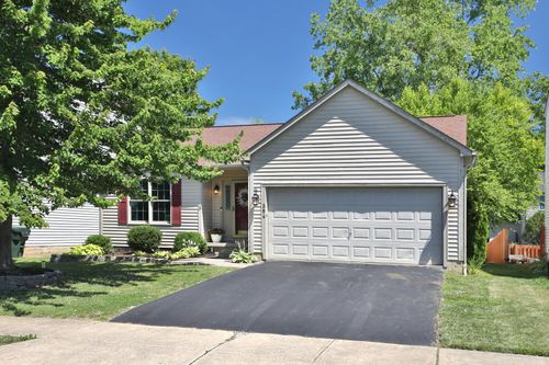 354 Holly Grove Rd, Lewis Center, OH, 43035-8720 | Card Image