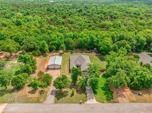 15500 Whispering Oaks, Newalla, OK, 74857-8882 | Card Image