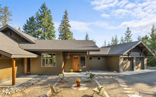 632 Trailside Dr, Cle Elum, WA, 98922-1428 | Card Image
