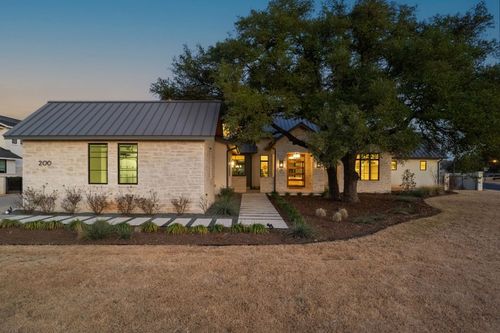 200 Bird Stone Ln, Georgetown, TX, 78628-6923 | Card Image
