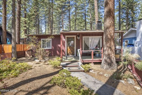 1084 Juniper Avenue, South Lake Tahoe, CA, 96150 | Card Image