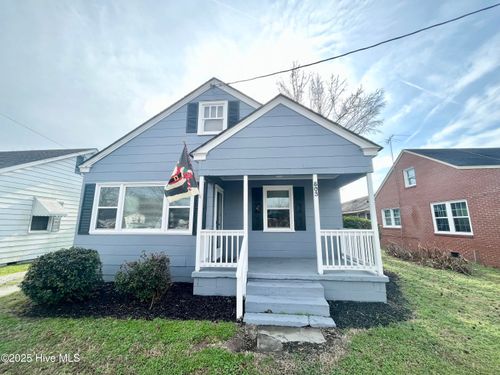 803 W Elizabeth St, Elizabeth City, NC, 27909-3714 | Card Image