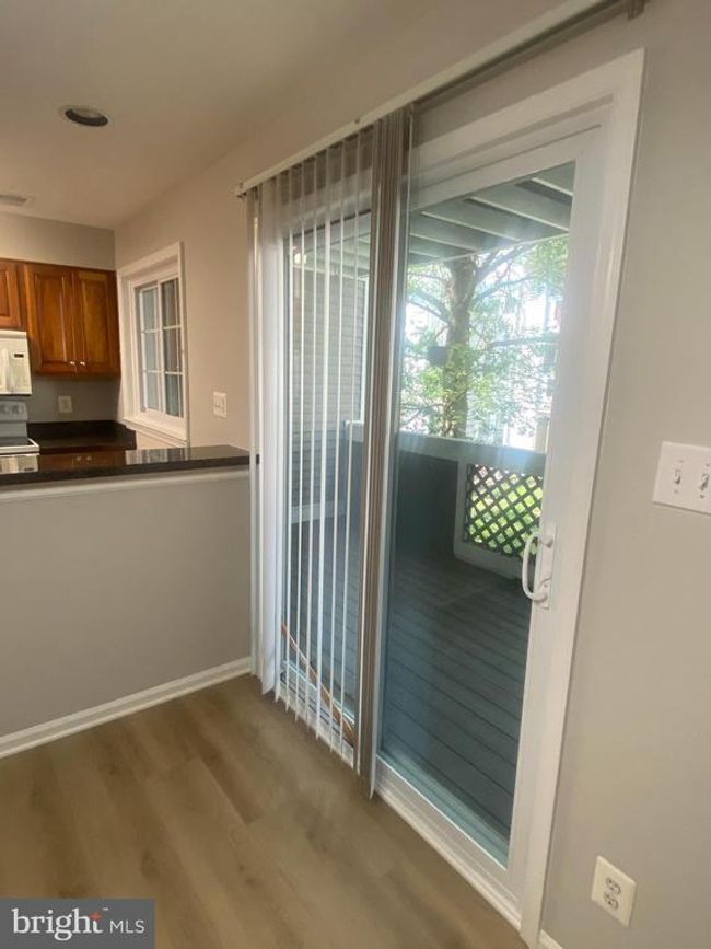 12896B - 12896 Grays Pointe Rd, Condo with 2 bedrooms, 2 bathrooms and null parking in FAIRFAX VA | Image 7