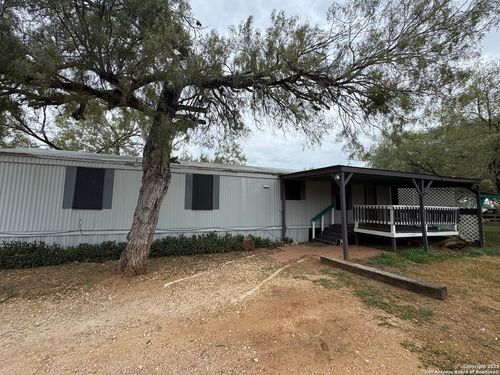 680 Fm 1346, La Vernia, TX, 78121-4237 | Card Image