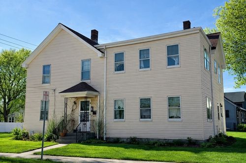 51 Farwell St, Waltham, MA, 02453-8339 | Card Image