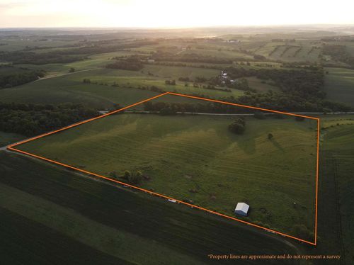 000 Holstein Prairie Rd, MONTICELLO, WI, 53570 | Card Image