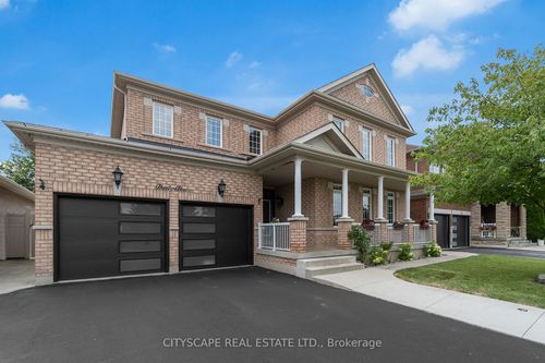 33 Huntspoint Dr, Brampton, ON, L6P2E9 | Card Image