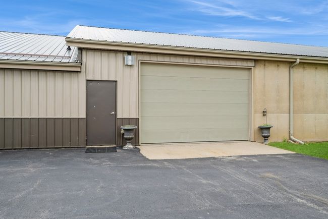 1070 Lyons Ln, Home with 0 bedrooms, 0 bathrooms and null parking in Marion IA | Image 6