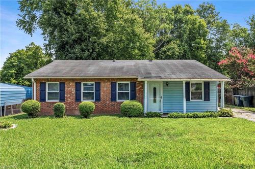 3005 Kilkenny Ave, Greensboro, NC, 27406-6706 | Card Image