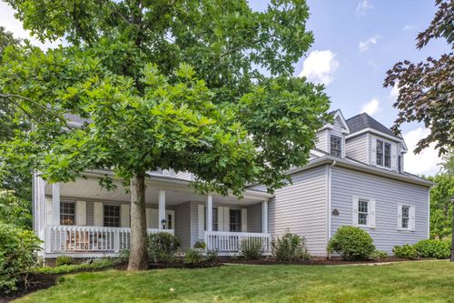 501 Linden Ct, Mars, PA, 16046-7167 | Card Image
