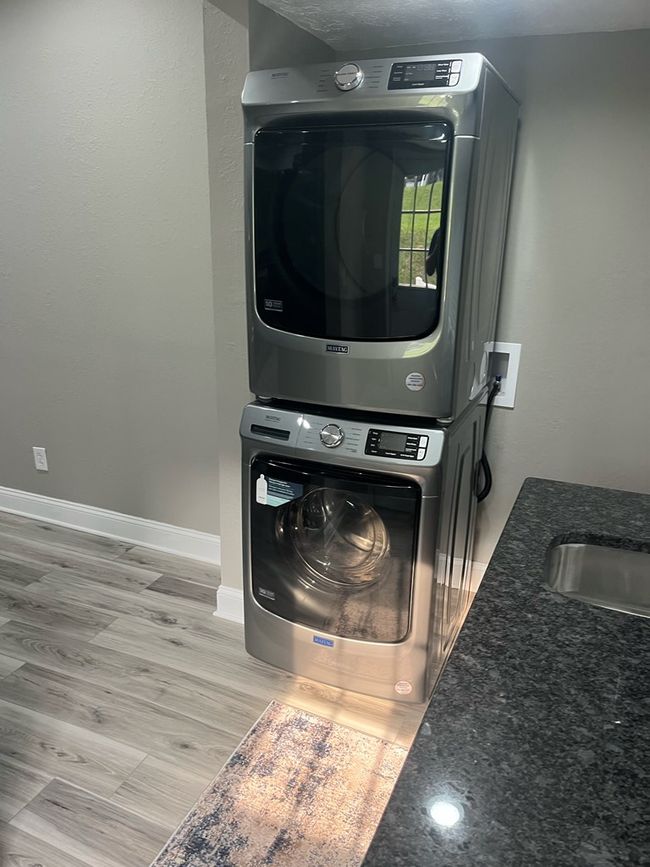 16540 Tazewell St, House other with 2 bedrooms, 3 bathrooms and null parking in Saint Paul VA | Image 12