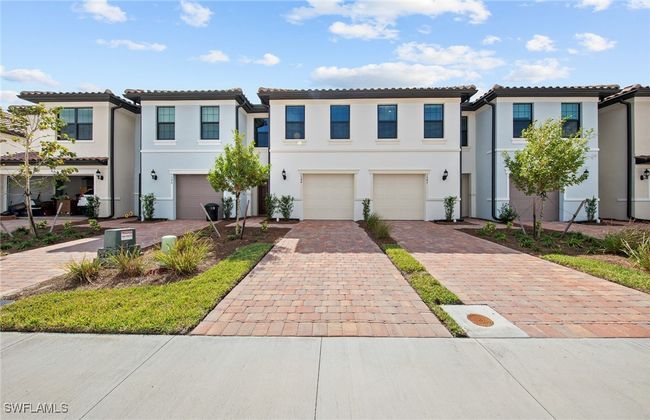 1661 Lake Jessup Cir, Townhouse with 3 bedrooms, 3 bathrooms and null parking in CAPE CORAL FL | Image 4
