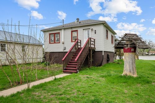 3213 S Shore Dr, Moline, IL, 61265-9753 | Card Image