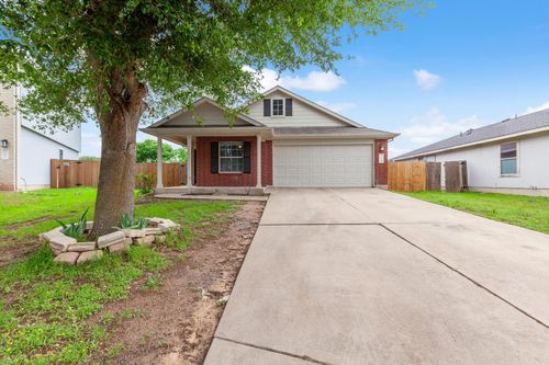 104 Paddington Way, Hutto, TX, 78634-5506 | Card Image