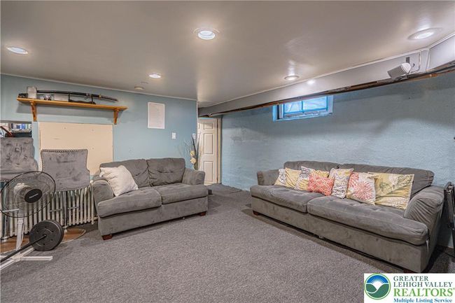754 W Cumberland St, Townhouse with 3 bedrooms, 2 bathrooms and null parking in Allentown PA | Image 24