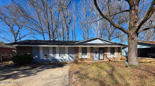 742 Benning Rd, Jackson, MS, 39206-4918 | Card Image