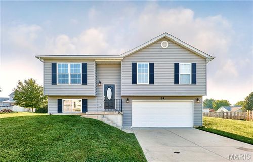 69 Matt Joyce Ct, Warrenton, MO, 63383-4439 | Card Image
