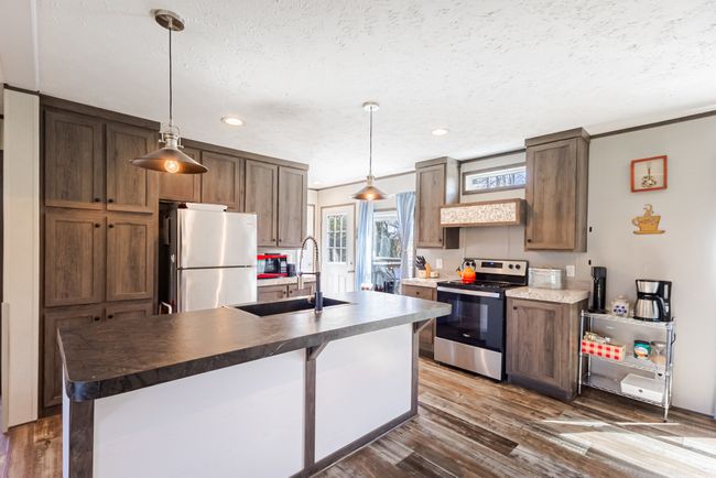 115 Skyline Dr, House other with 3 bedrooms, 2 bathrooms and null parking in Red Boiling Springs TN | Image 8