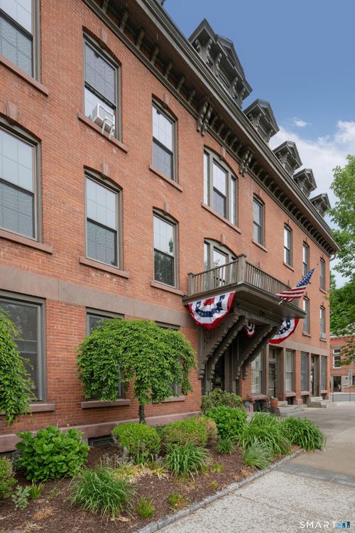 2d-130 Main St, Collinsville, CT, 06019-3178 | Card Image