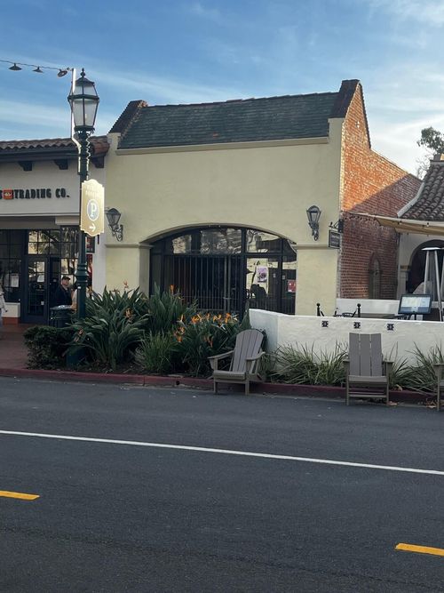 1027 State Street, Santa Barbara, CA, 93101 | Card Image