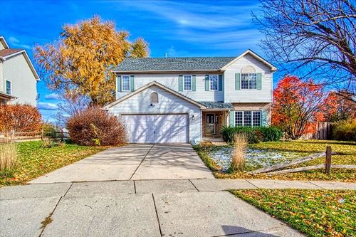 1731 Redwood Ln, McHenry, IL, 60051-2610 | Card Image