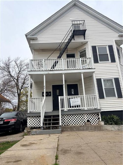 41 Carter St, Providence, RI, 02907-2943 | Card Image