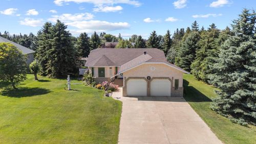 5209 57 St, Stettler, AB, T4K | Card Image