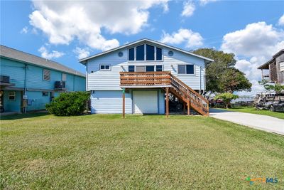 610 W Bayshore Drive, House other with 3 bedrooms, 2 bathrooms and null parking in Palacios TX | Image 1