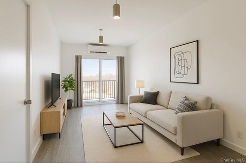 356-370 Bayview Ave, Inwood, NY, 11096-1930 | Card Image