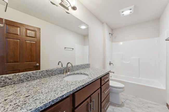 2465 Russell Ct, Home with 3 bedrooms, 3 bathrooms and null parking in REEDSBURG WI | Image 18