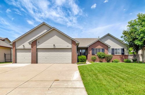 1341 N Lake Edge Cir, Goddard, KS, 67052-8563 | Card Image