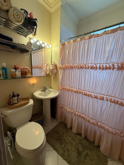 unit-2w-2125 W Waveland Ave, Chicago, IL, 60618-4967 | Card Image