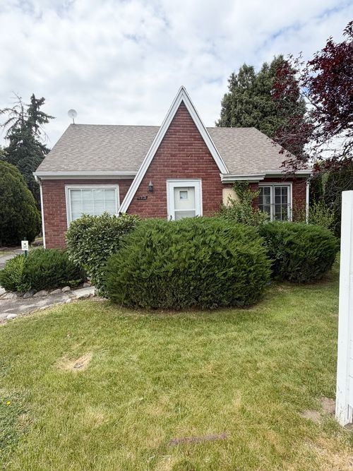 4910 S 900 E, Murray, UT, 84117-5705 | Card Image