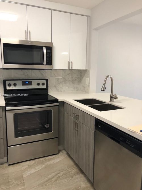 apt-109-3199 Foxcroft Rd, Miramar, FL, 33025-4172 | Card Image