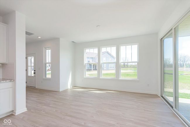 15905 Tharp Woods Dr, House other with 4 bedrooms, 3 bathrooms and null parking in Fishers IN | Image 8