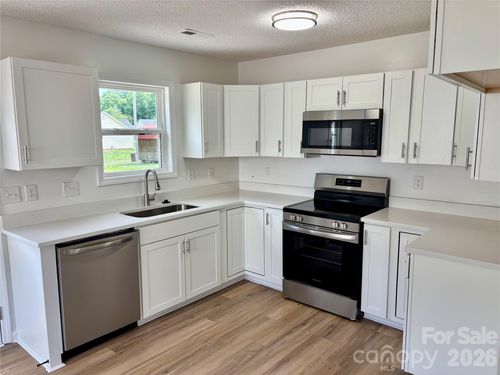 1002 Crescent Way, Wingate, NC, 28174-8626 | Card Image