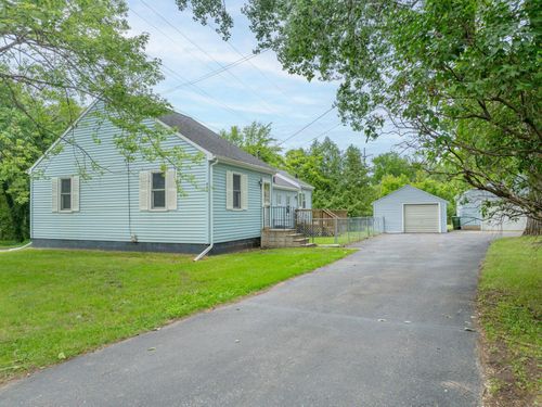 950 Midland Street, Waterloo, IA, 50703 | Card Image