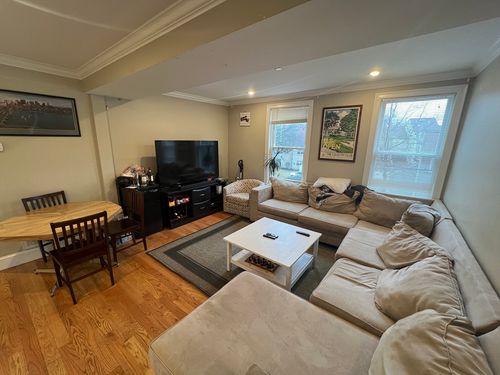 apt-2-183 River St, Cambridge, MA, 02139-3858 | Card Image