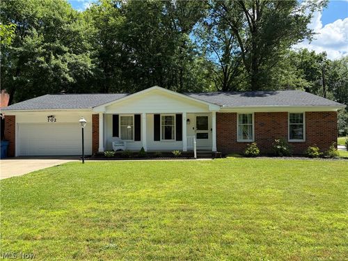 702 Beryl Dr, Kent, OH, 44240-4406 | Card Image