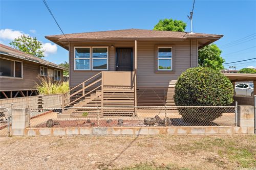 99-42 Kauhale St, Aiea, HI, 96701-4104 | Card Image