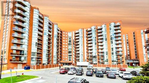 902-20 Dean Park Rd, Toronto, ON, M1B3G9 | Card Image