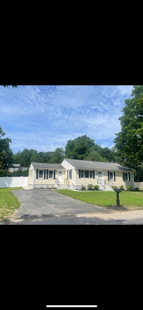 86 Woodstock Rd, Attleboro, MA, 02703-6713 | Card Image