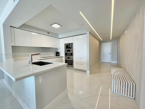unit-905-330 Sunny Isles Blvd, Sunny Isles Beach, FL, 33160-5626 | Card Image