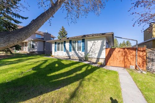 147 Silver Springs Drive Nw, Calgary, AB, T3B3G6 | Card Image