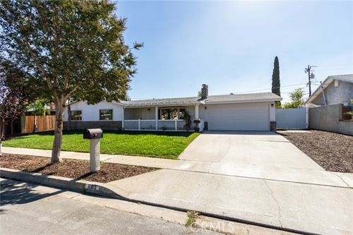  E Van Koevering Street, Rialto, CA, 92376 | Card Image