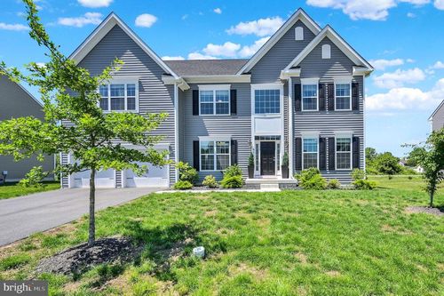 67 Wavyleaf Dr, SMYRNA, DE, 19977-5303 | Card Image
